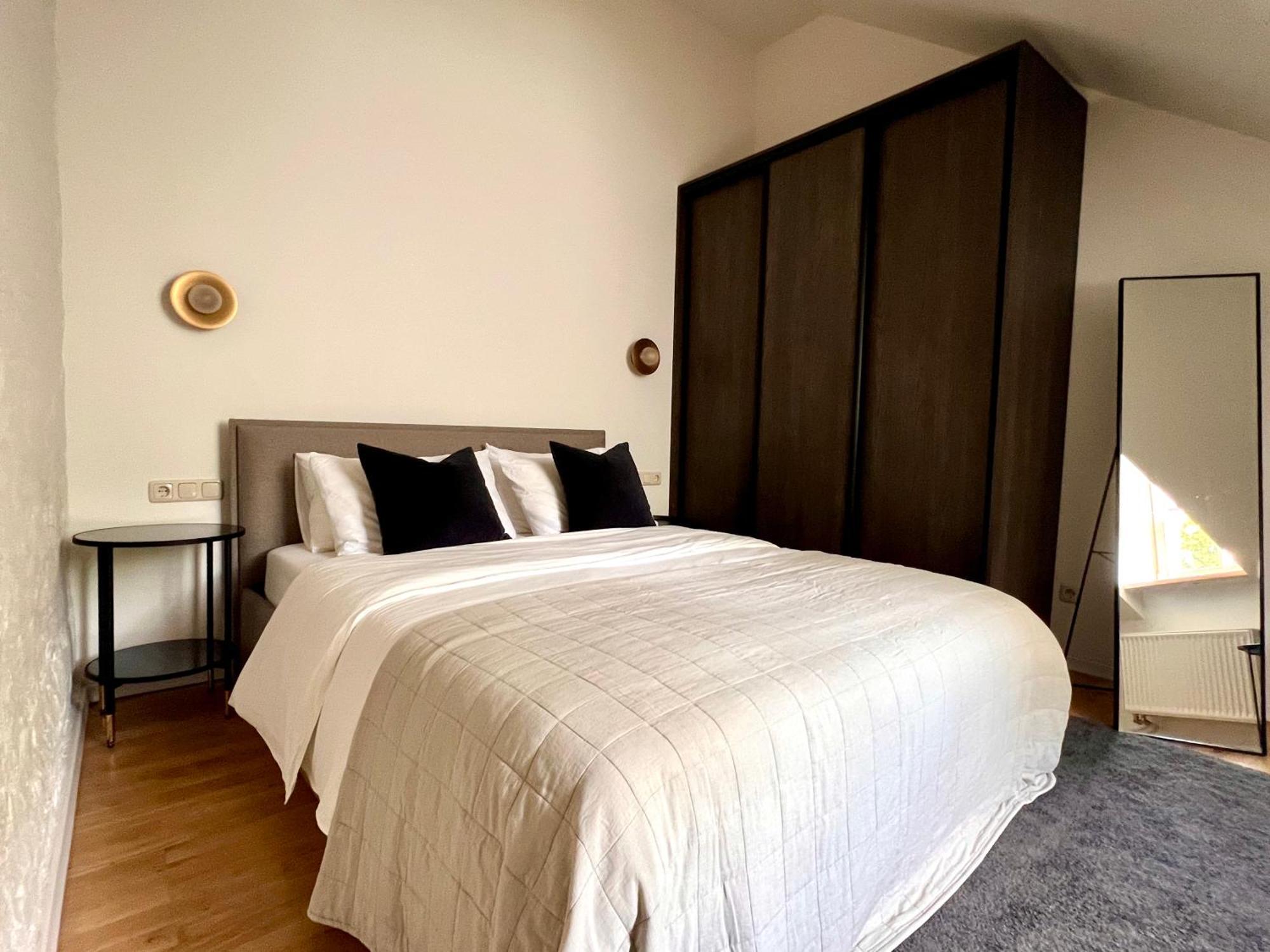 Vilnius Apartments & Suites - Town Hall Room photo